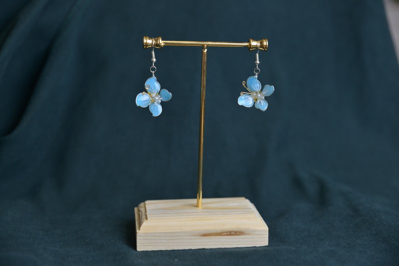 Sandra's 纯粹~ 彩绘蝶 树脂 耳环 - 耳环/耳夹 - 其他金属 紫色