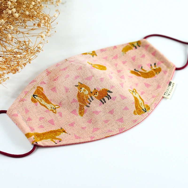 小牛村 Calf Village 舒适麻棉手作口罩 暂离空污 圣诞节 {小狐狸游记} 豆粉 - 口罩 - 棉．麻 粉红色