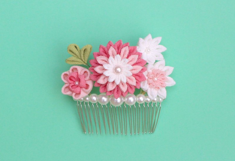 Princess Pearl Comb Pink Silk Thin Film - 发饰 - 丝．绢 粉红色