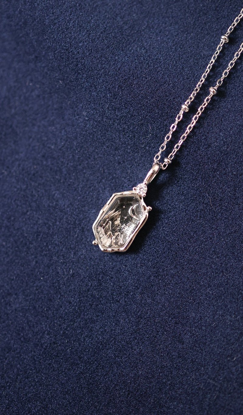 白水晶 一千零一夜 风景纯银颈链 银色 - 项链 - 纯银 银色