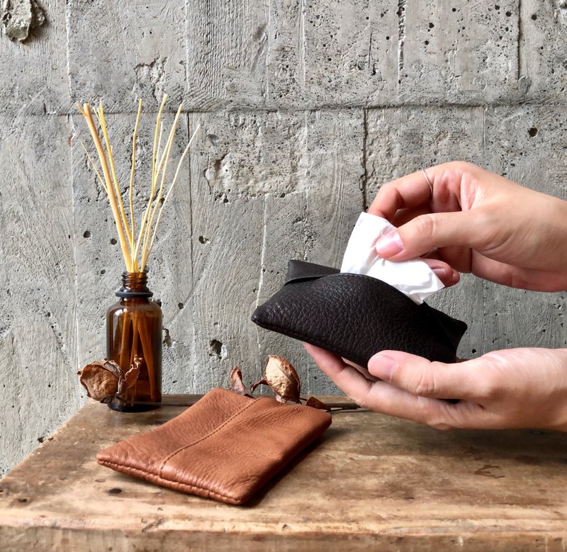 面面俱到贴心面纸套  美国野生鹿皮  黑棕两色 - 纸巾盒 - 真皮 多色