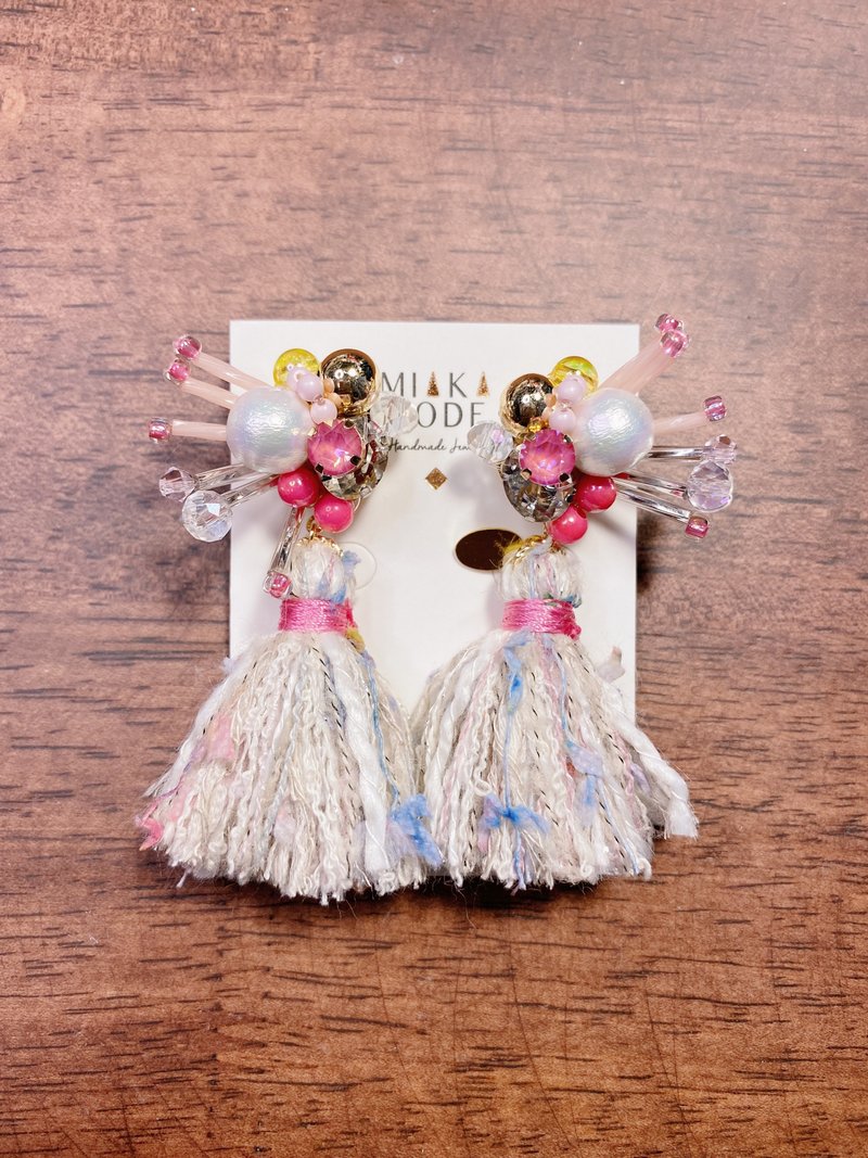 多种戴法 手工串珠流苏(短版) 粉红色系 耳环/耳夹 - 耳环/耳夹 - 其他材质 粉红色