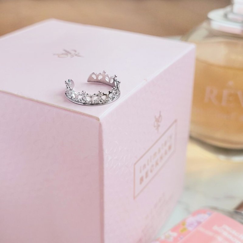 皇冠。皇冠造型白钢戒指 尾戒 开运戒 开口戒#4~#7  不怕水不变色 - 戒指 - 不锈钢 银色