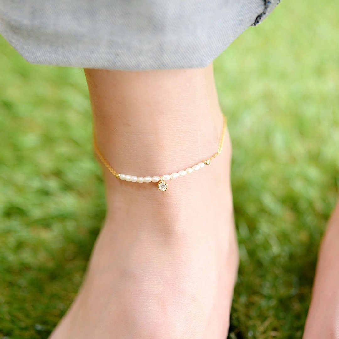 Anklet A type of mini freshwater pearl that symbolizes health, wealth, longevity and chastity - 脚链/脚环 - 其他金属 白色