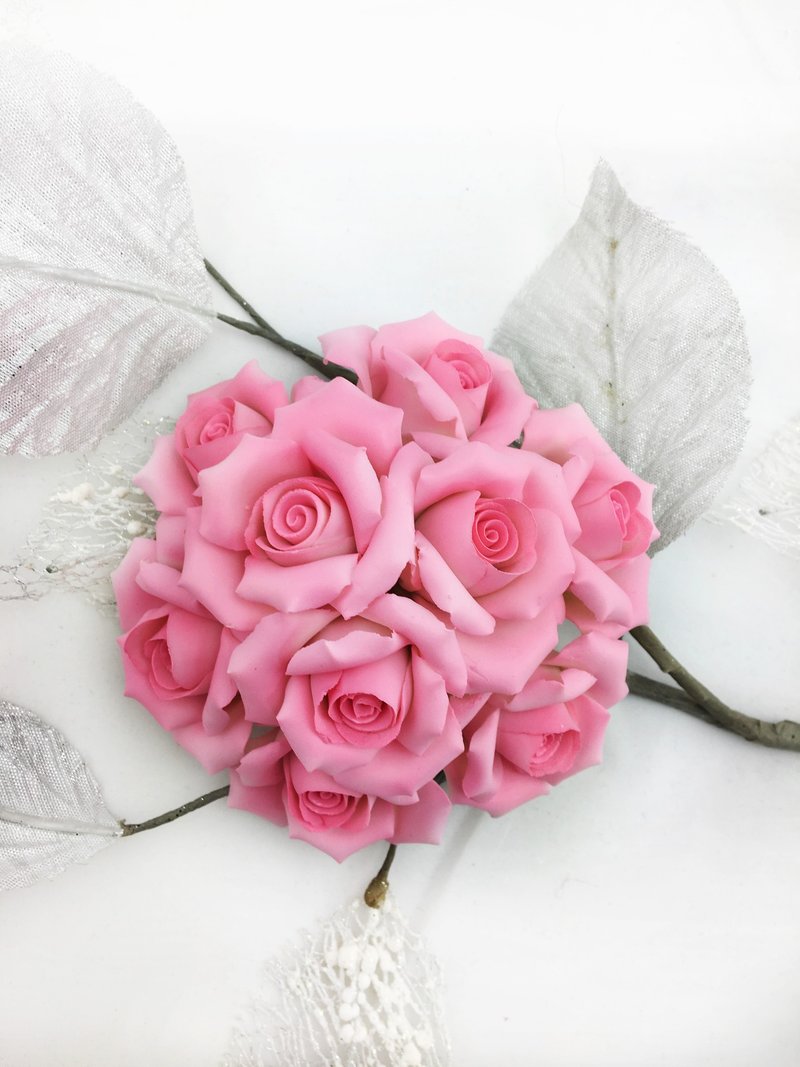 喜瑞瓷-九朵球型玫瑰花 - 花瓶/陶器 - 陶 白色