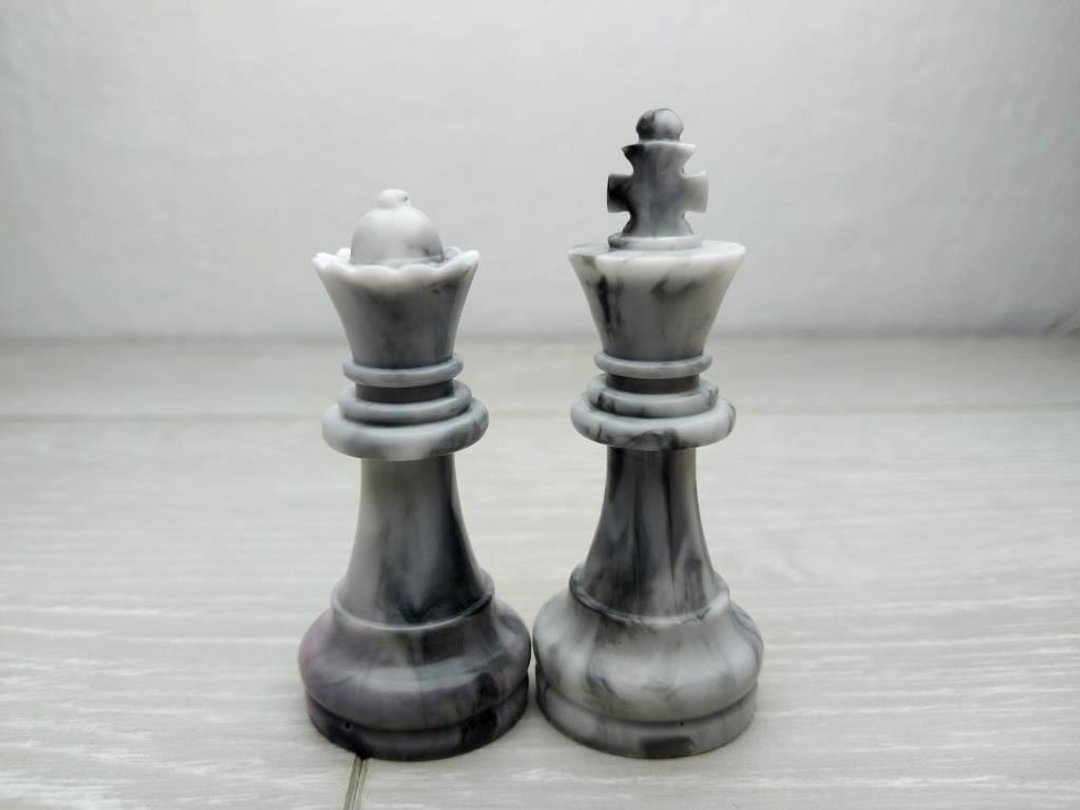 定制化树脂西洋棋套装附棋盘 |特大号尺寸 2.75 英寸（7 厘米）|环氧树脂 - 桌游/玩具 - 树脂 灰色