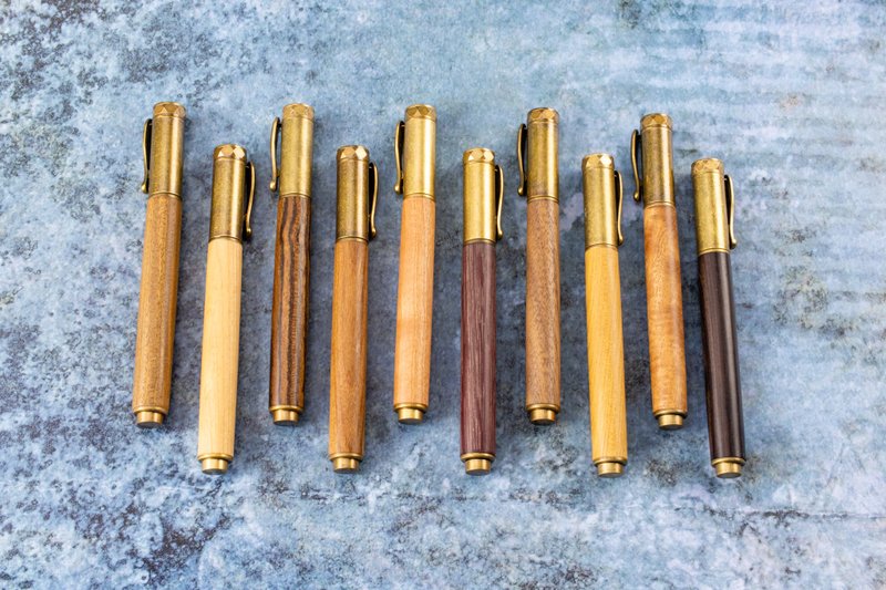 木制古铜磁吸钢珠笔 含雷射刻字 定制 木头笔【Antique Brass】 - 钢珠笔 - 木头 多色