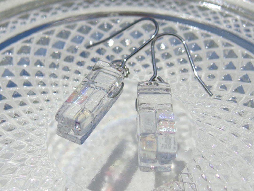 [One-of-a-kind item] Aurora glass (Aurora [cold color]) Earrings / Clip-On [Choice of metal fittings] [Made to order] - 耳环/耳夹 - 玻璃 透明