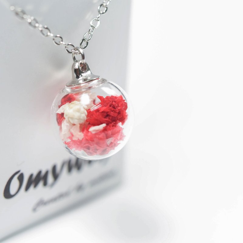 爱家作-OMYWAY红色满天星干花永生花玻璃球饰物颈链1.4cm - 颈链 - 玻璃 白色