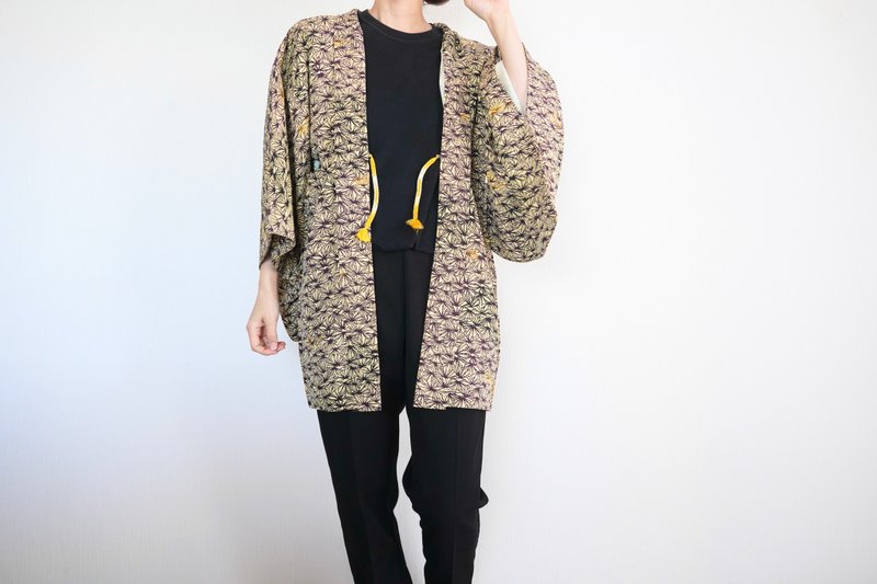 Purple kimono, abstract kimono, vintage kimono, kimono jacket, Japanese kimono - 女装休闲/机能外套 - 丝．绢 紫色