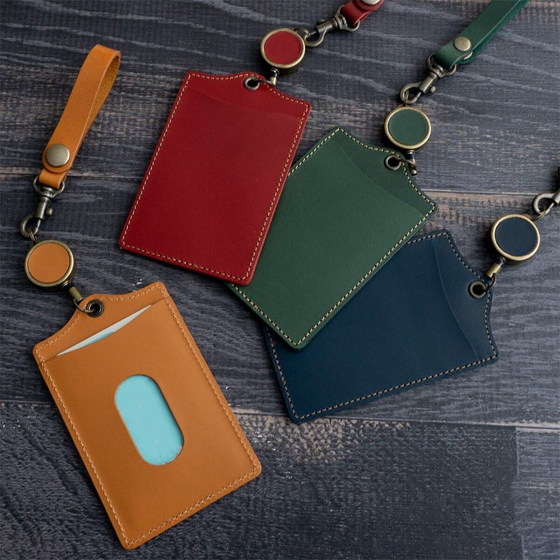 Pass Case with Reel [ITALIAN -simple-] Genuine Leather Regular Card Case Simple HH22K - 证件套/卡套 - 真皮 多色
