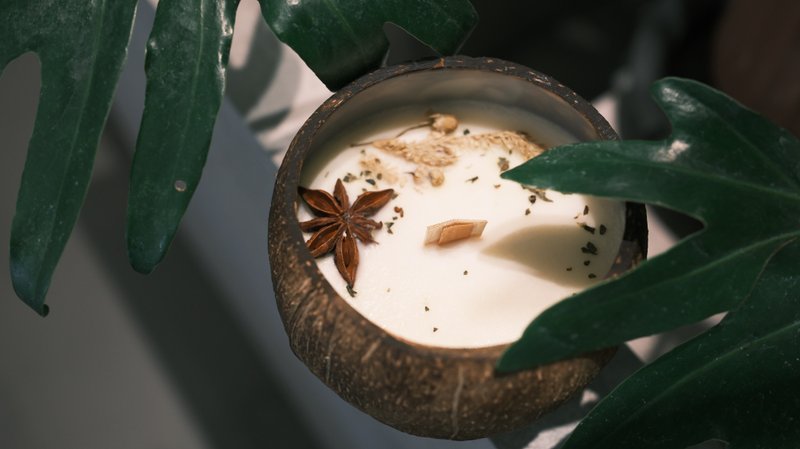 【宜兰首选疗愈体验】椰壳草本能量精油蜡烛工坊 - 蜡烛/香氛 - 蜡 