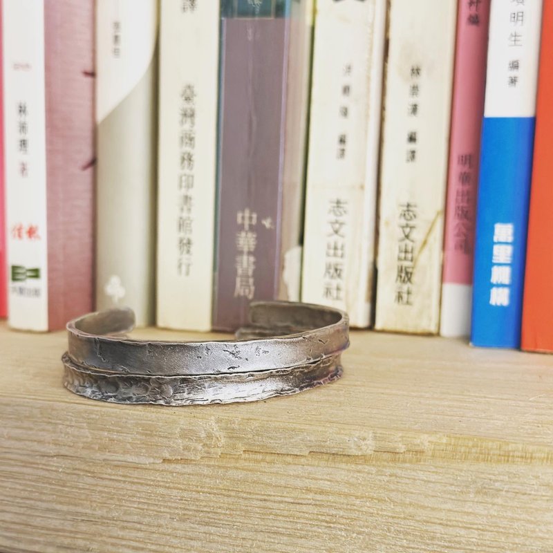 手工纯银纹路手鈪手镯 - 手链/手环 - 纯银 银色