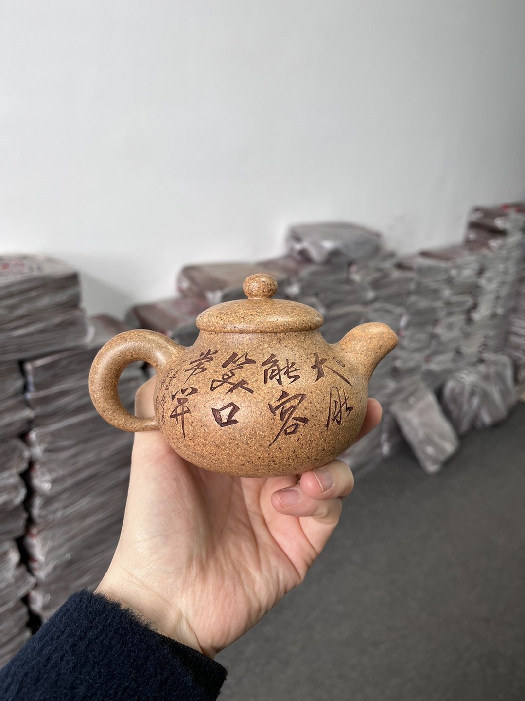 沁泉 现货实拍 原矿特高温黄金段 老味十足  20目粗砂 成品率低 - 茶具/茶杯 - 陶 灰色