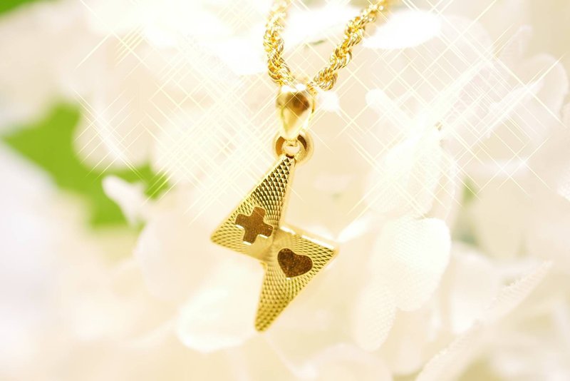 触动爱情-硬金坠子 - 项链 - 24k 金 金色