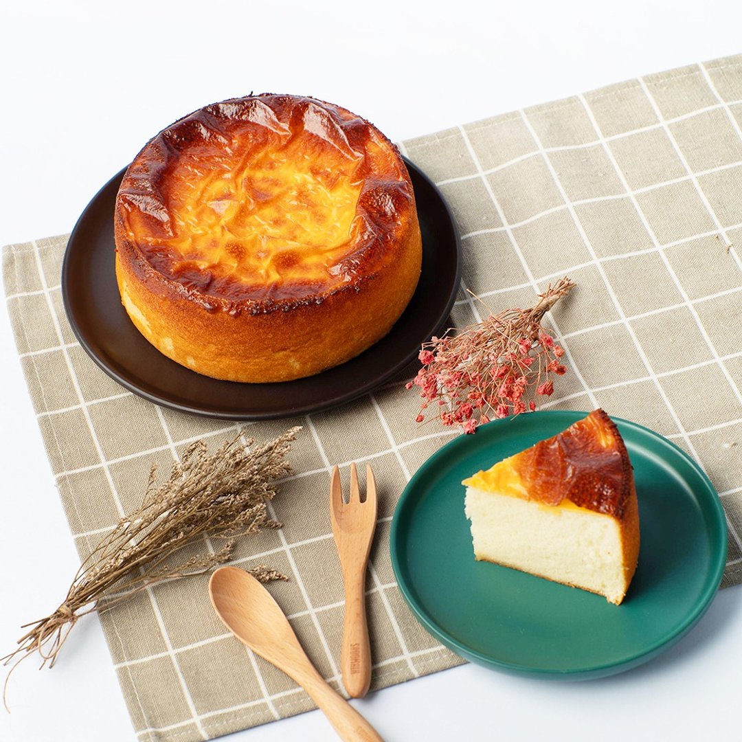 【浓情蜜香】生日、节日、弥月 岩烧蜂蜜蛋糕 (6寸) - 蛋糕/甜点 - 新鲜食材 黄色