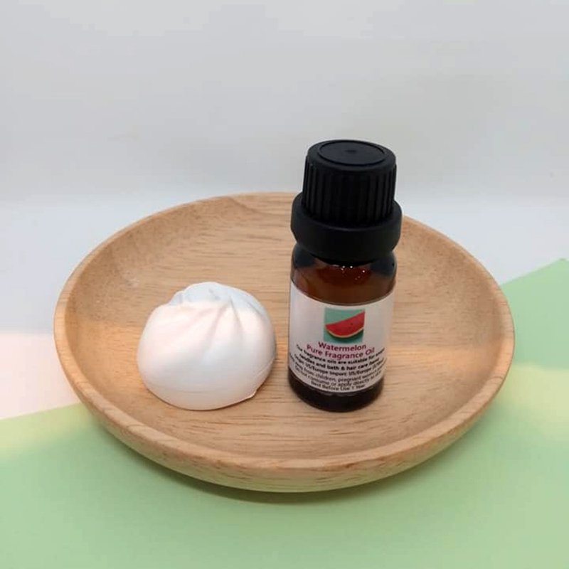造型扩香石配香薰油(西瓜香) - 香薰/精油/线香 - 其他材质 红色