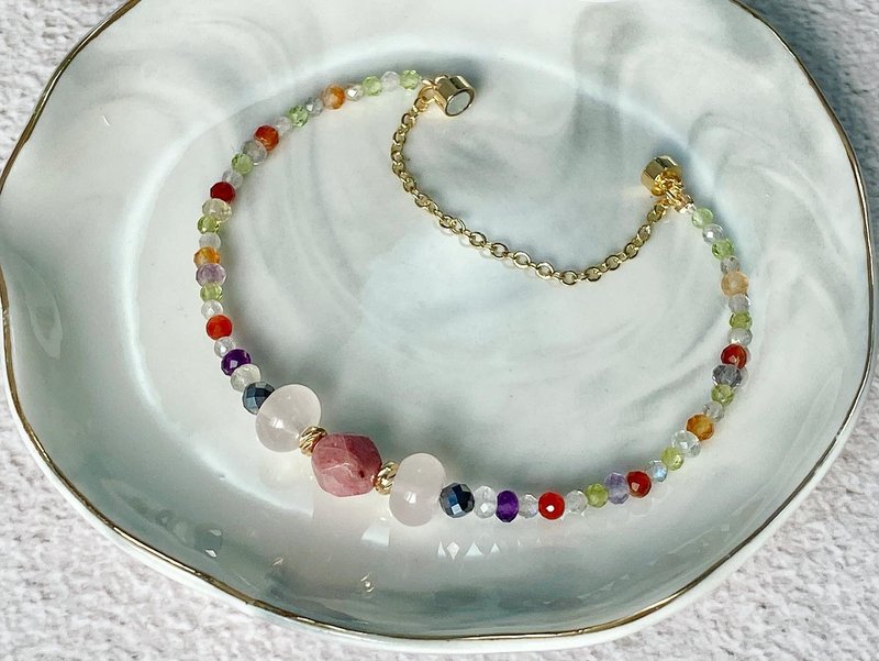 天然石手链 14K包金磁扣 蔷薇辉 粉晶 钛赫兹 彩萤石 橄榄石 - 手链/手环 - 半宝石 