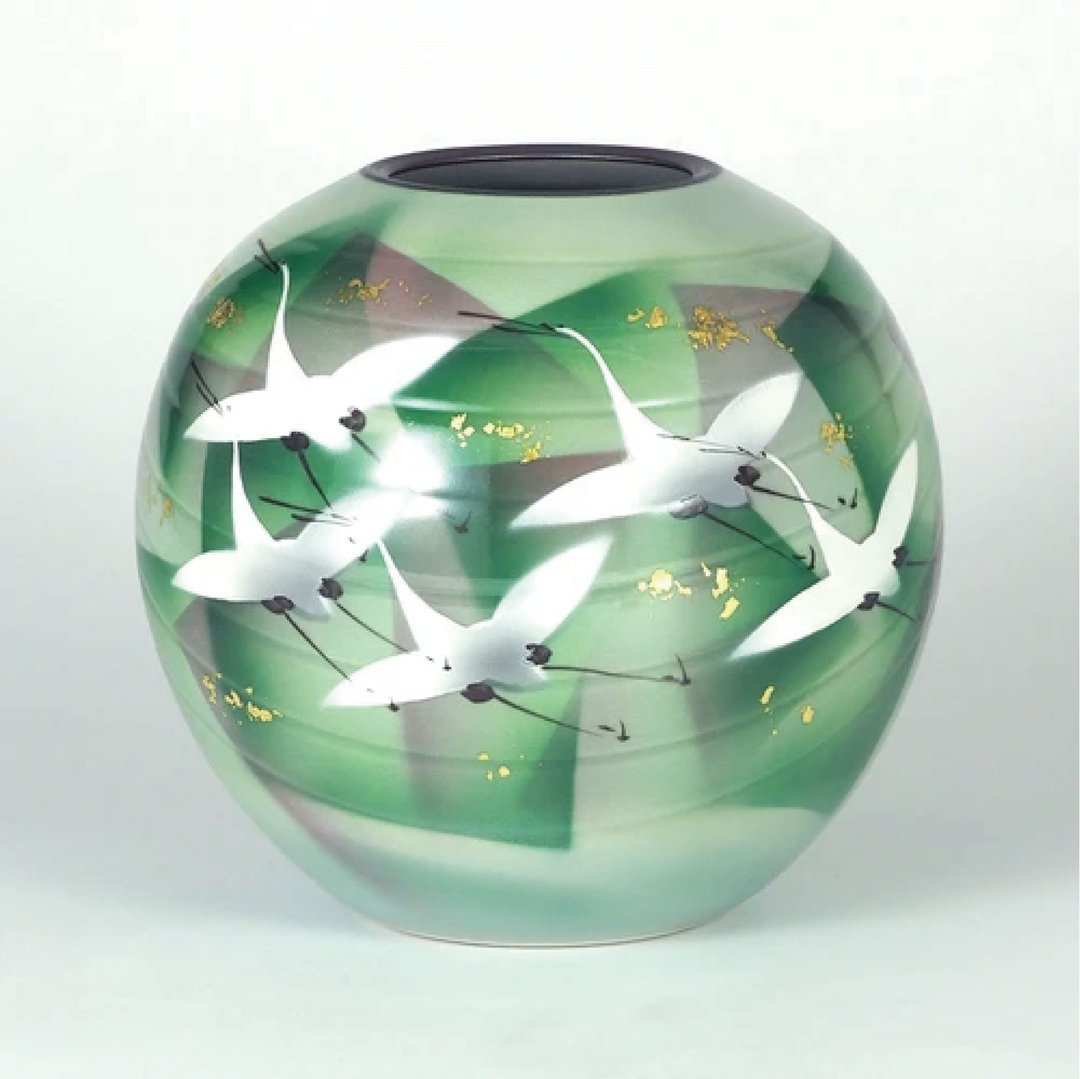 【入厝礼/开店礼】九谷烧-7号花瓶 金箔群鹤 - 花瓶/陶器 - 瓷 绿色