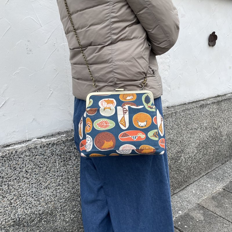 动物集合 口金包/ 斜背包/ 侧背包/ 随身包 - 侧背包/斜挎包 - 棉．麻 蓝色