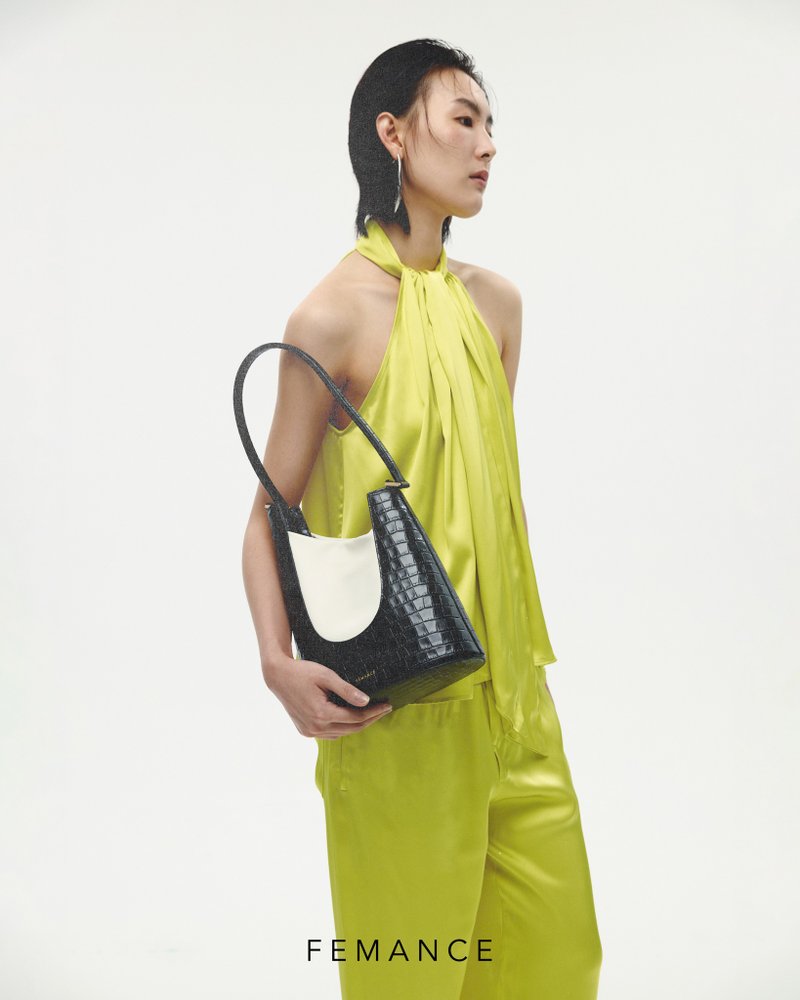 Femance Vessel 黑鳄鱼 手提包 侧背包 原创设计 小众 - 侧背包/斜挎包 - 真皮 黑色