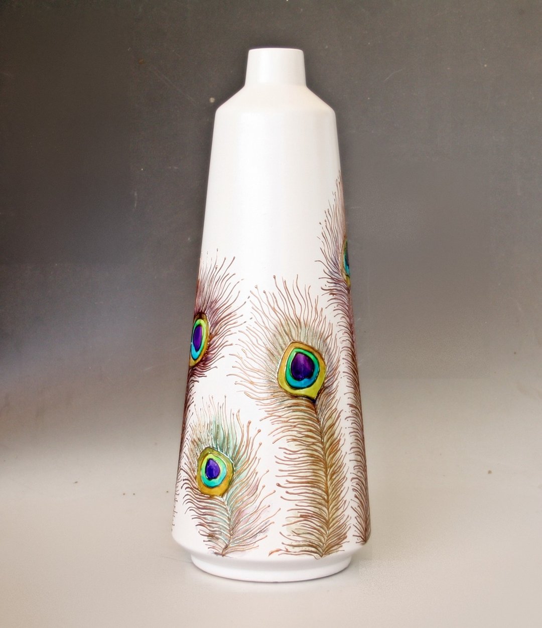 Ceramic Vase Peacock Feathers Hand Painted - 花瓶/陶器 - 陶 多色