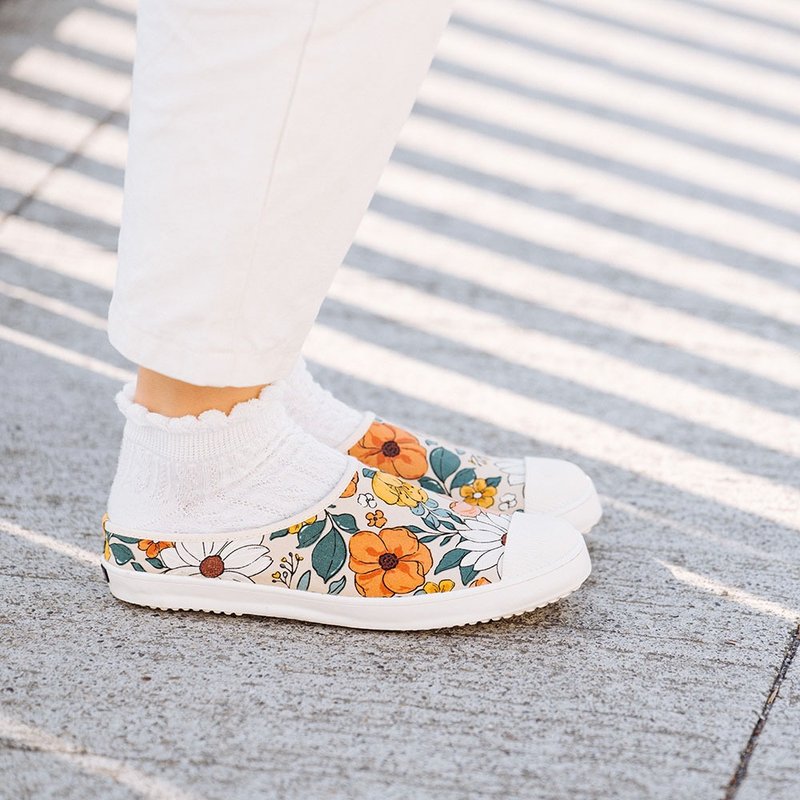 【懒人日】野菊 秒穿脱 办公室拖鞋 帆布鞋 - 女款休闲鞋 - 棉．麻 多色