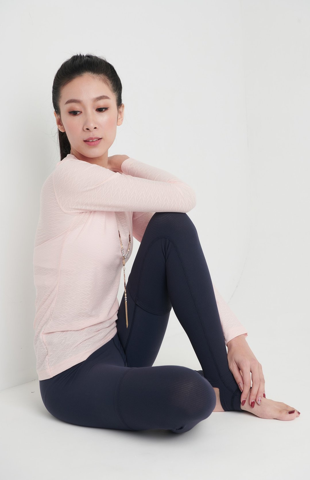 春夏穿搭【Yoga Flow】Ula Tshirt-Salmon   快速出货 - 女装瑜珈服 - 聚酯纤维 