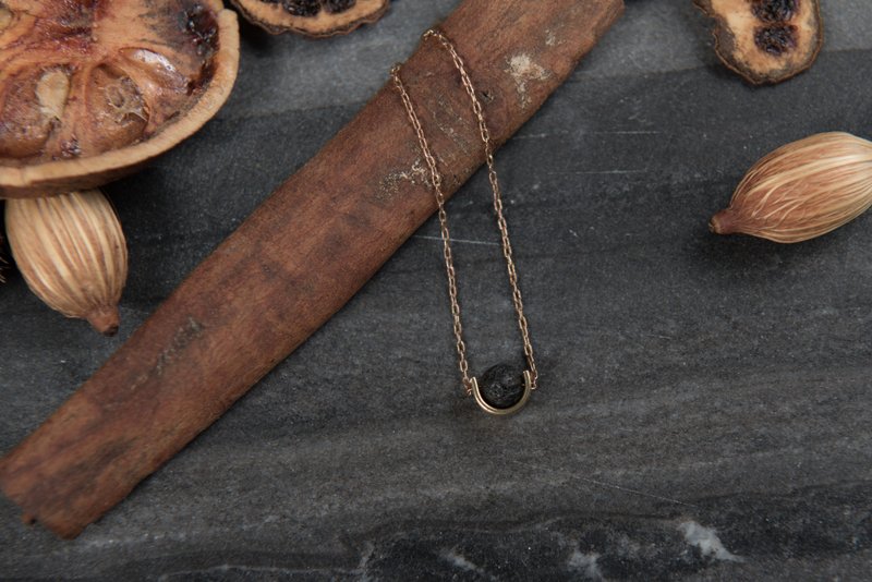 乘着黄铜飞船来的陨石-U型座舱 手链 - 手链/手环 - 其他金属 黑色