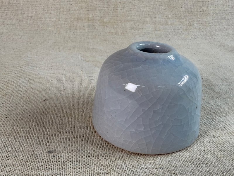 冰裂一轮插花器 - 花瓶/陶器 - 陶 白色