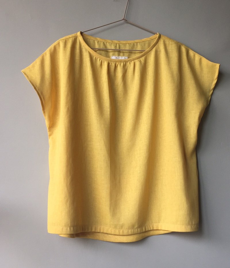 /阳光小路 芥末黄/蛋黄色 法式袖小上衣 - 女装上衣 - 棉．麻 黄色