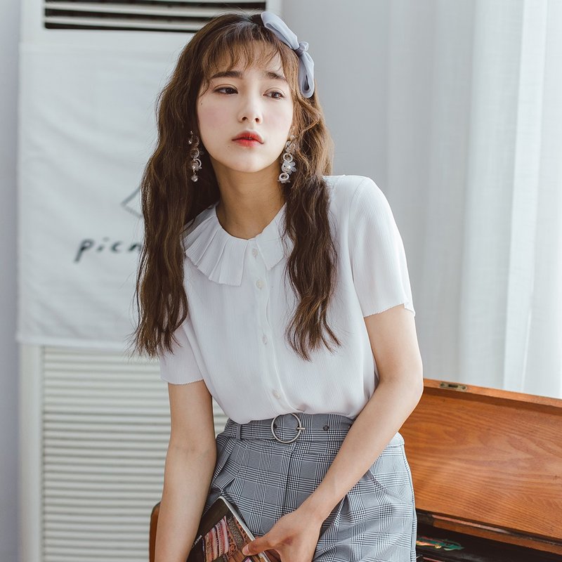 安妮陈2018夏装新款文艺女装纯色荷叶领短袖衬衫 - 女装 T 恤 - 聚酯纤维 白色