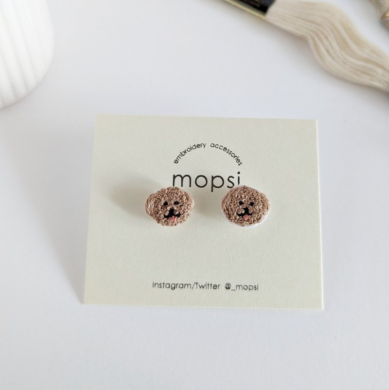 Toy poodle embroidery earrings/ Clip-On - 耳环/耳夹 - 绣线 咖啡色