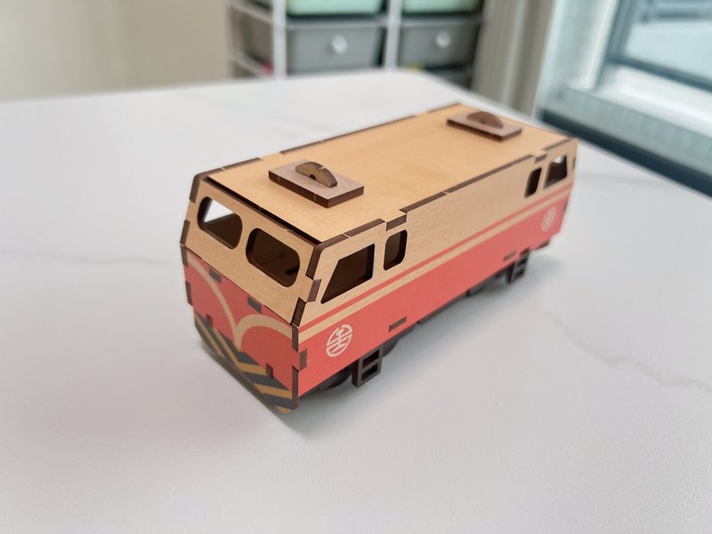 莒光号火车 台铁授权 组装材料包 DIY组装 交通模型 火车模型 - 零件/散装材料/工具 - 木头 多色