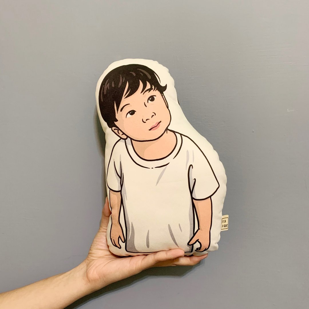 【定制化礼物】Lya系列插画: 人物/宝宝/宠物 形状抱枕 - 玩具/玩偶 - 其他材质 