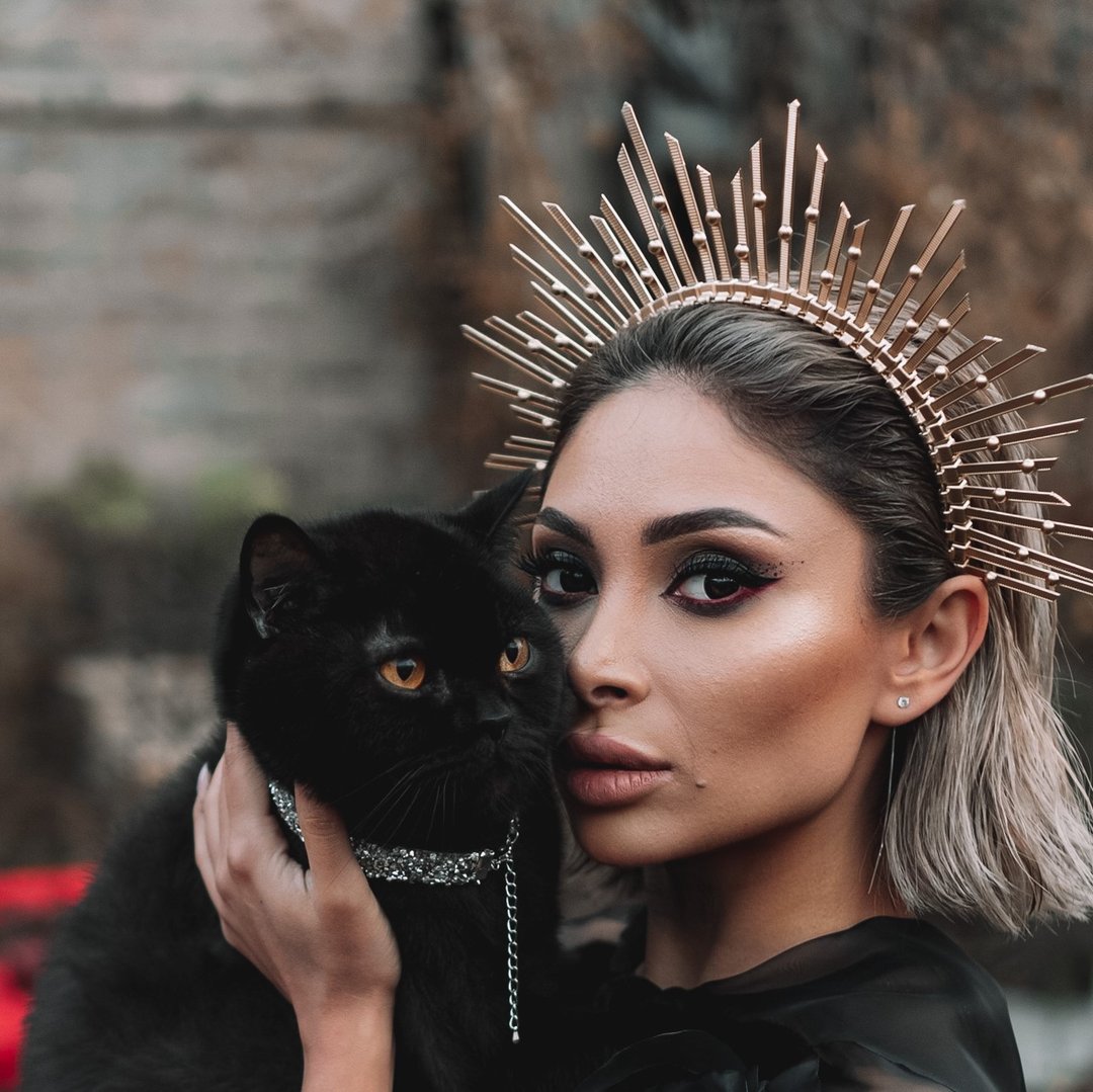 Halo crown Goddess sunburst headpiece Gold Wedding bridal tiara Sun headpiece - 发饰 - 塑料 金色