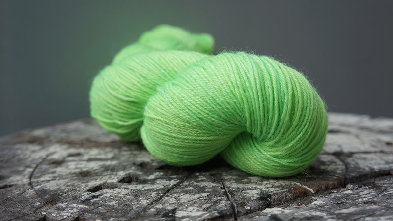 手染线。青苹果 (BFL)( Sock Yarn) - 编织/刺绣/羊毛毡/裁缝 - 羊毛 