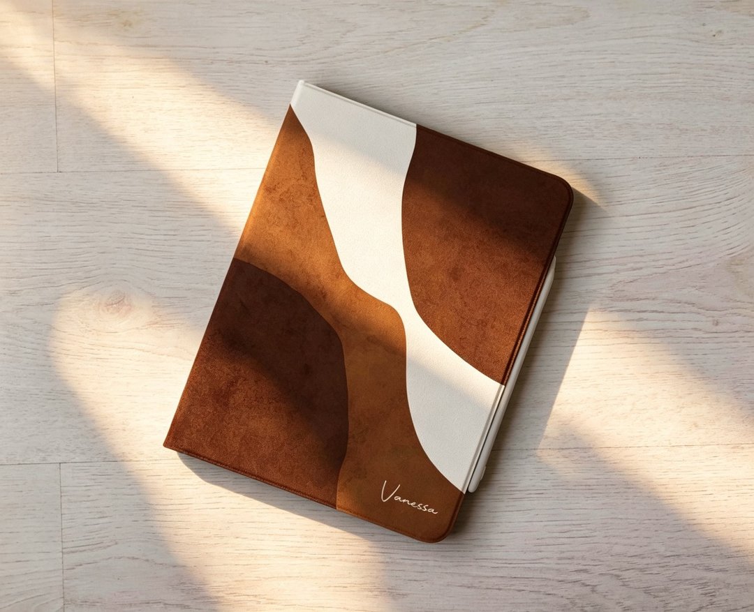 免费加名粉色抽象风 iPad case 笔槽保护壳 Pro 13 Air 6 10 代 2024 - 平板/电脑保护壳 - 塑料 咖啡色