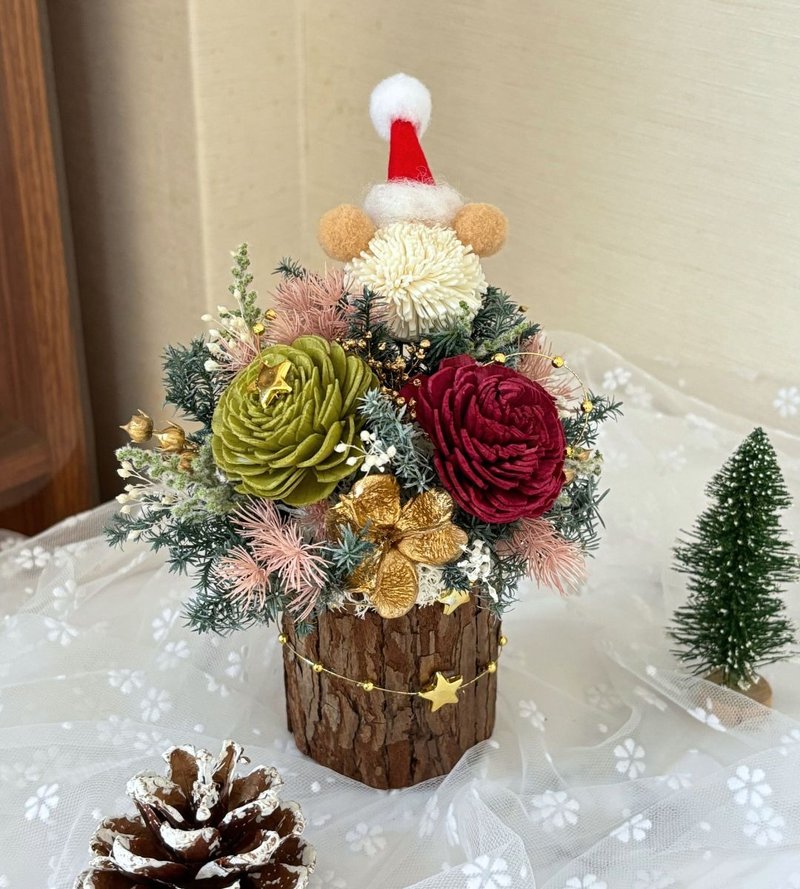 愈心花艺| |圣诞节花礼|圣诞小熊扩香小桌花(有现货) 圣诞礼物 - 干燥花/捧花 - 植物．花 