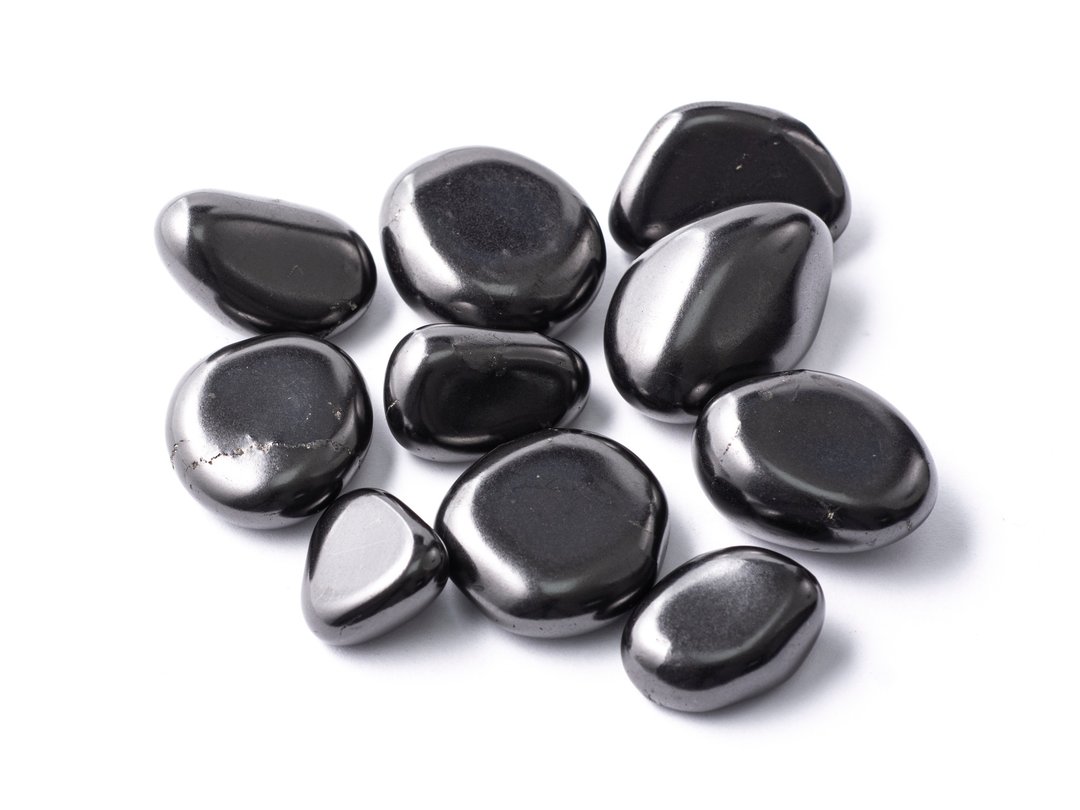 Tumbled Shungite Stone - 其他 - 石头 黑色