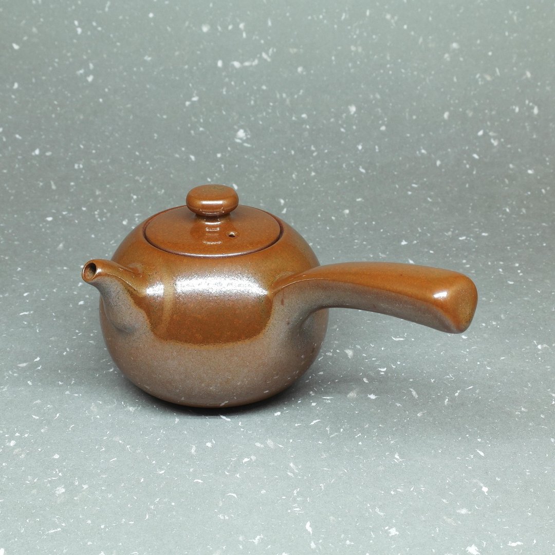 藏金釉 弯嘴 圆形 侧把 茶壶 手作陶艺 茶道具 - 茶具/茶杯 - 陶 咖啡色