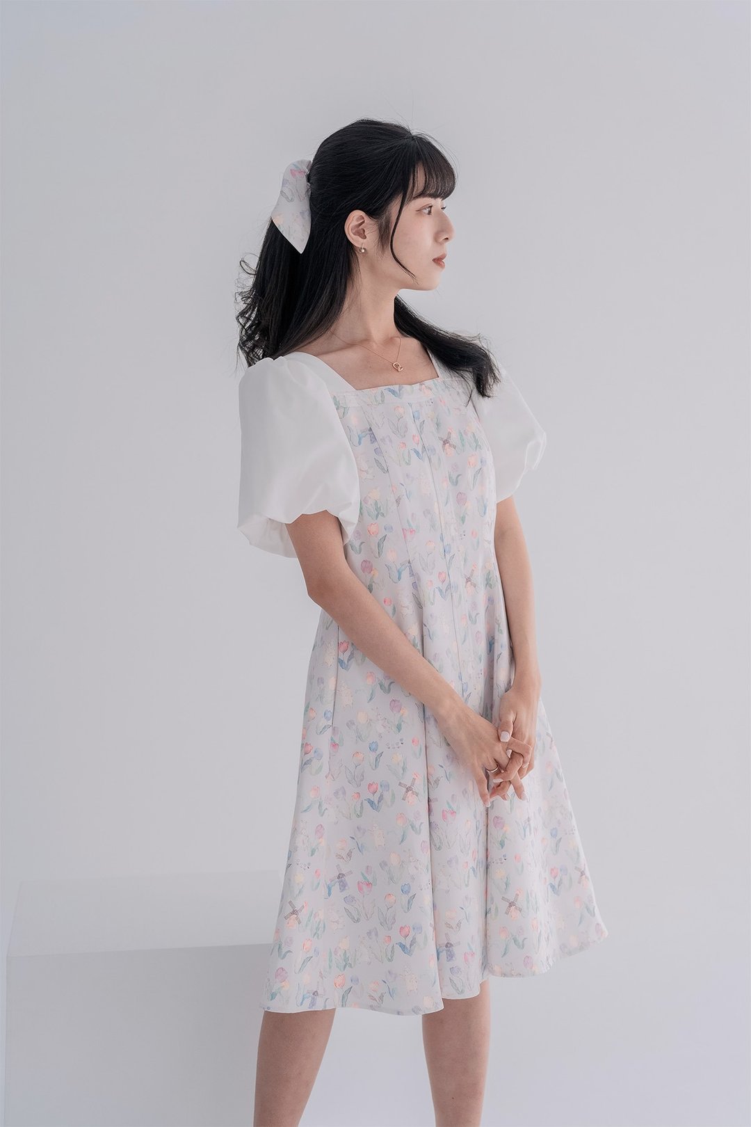 【日本千叶】迪士尼经典公主风 澎澎袖小洋装 郁郁金兔兔 麻糬布 - 洋装/连衣裙 - 棉 白色