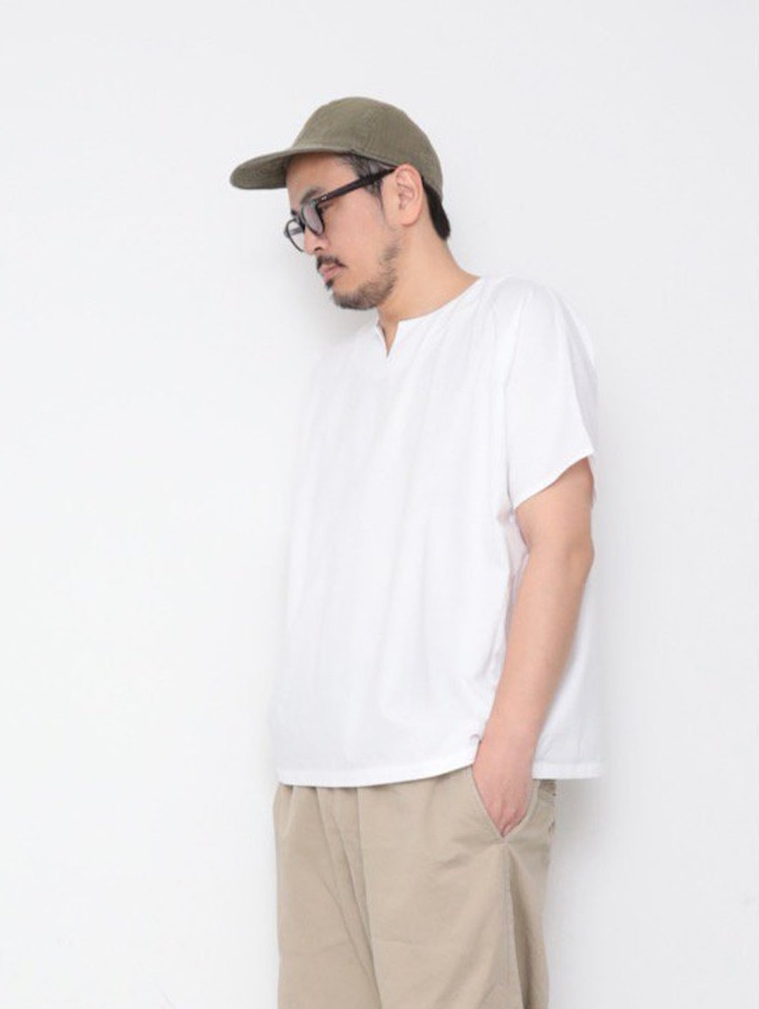 OMAKE.jp 中性钥匙领短袖上衣OtonShirt 白 - 男装上衣/T 恤 - 棉 白色