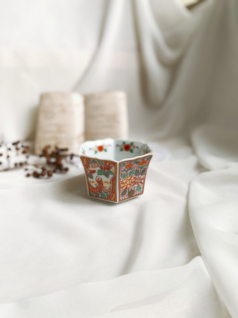 【好日恋物】日本有田焼仁祥窑六角小钵 - 其他 - 瓷 多色