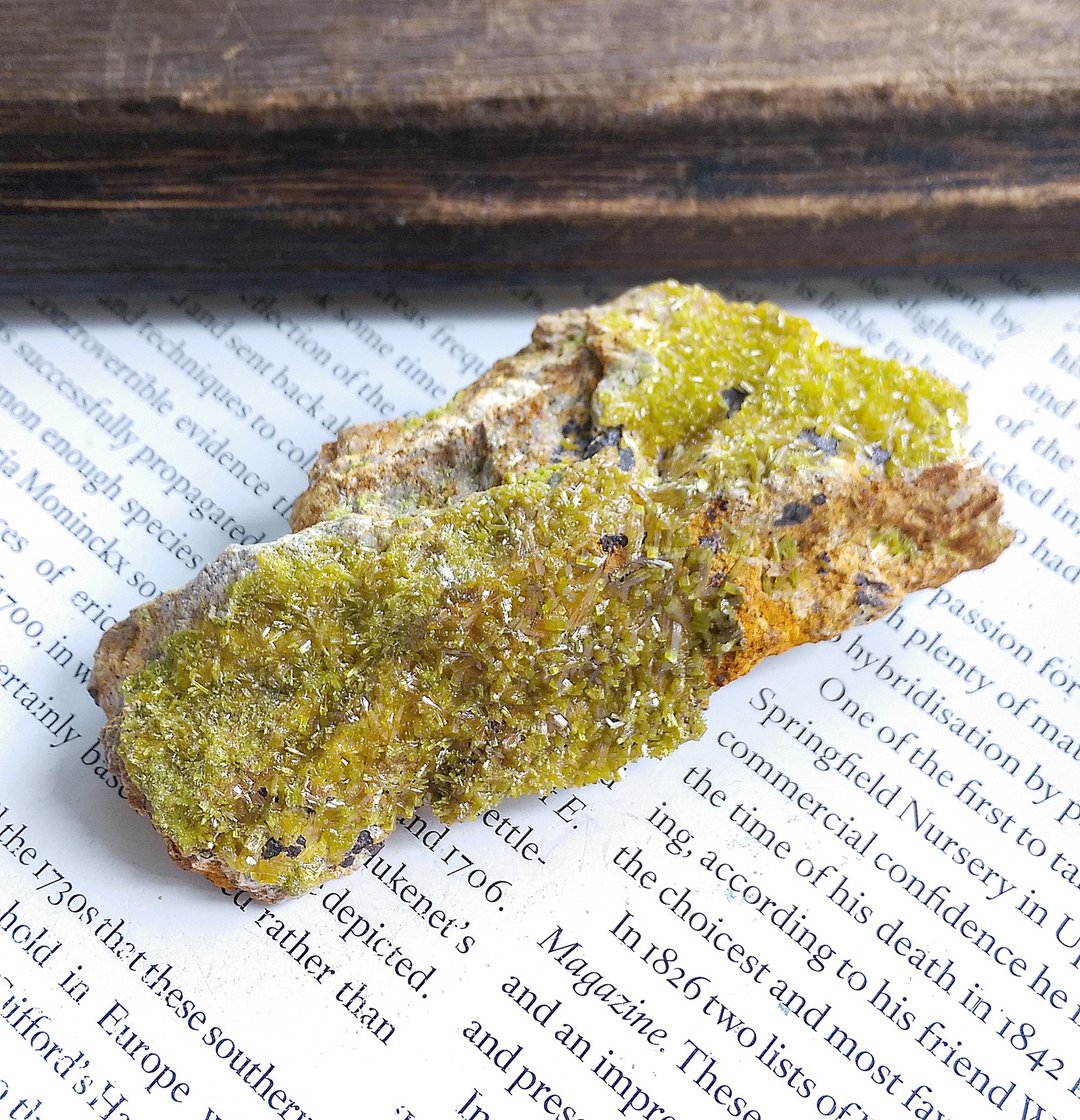 Pyromorphite 广西产地 磷氯铅矿 天然矿石 原矿 - 摆饰 - 其他材质 