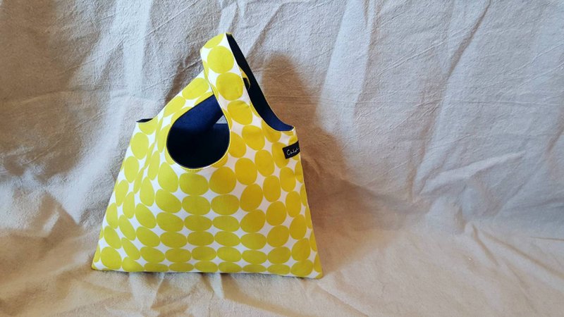 背心小提袋 (黄色圆点) - 手提包/手提袋 - 棉．麻 