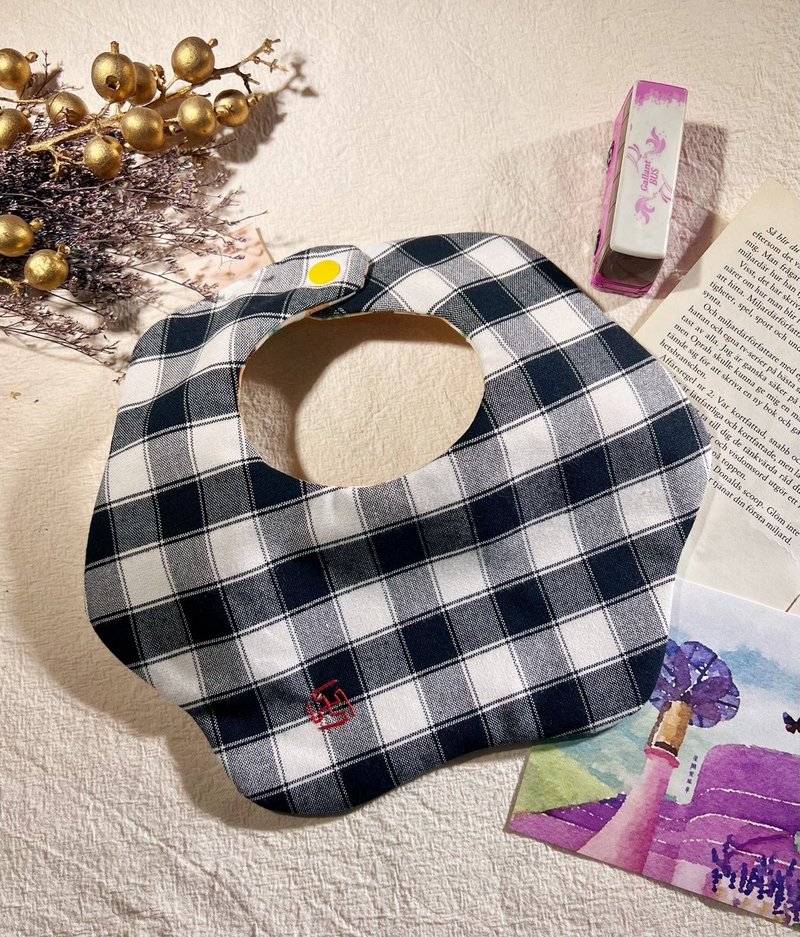 【金门设计制造】小花朵围兜 小花系列 树懒系列 -金门花帔 - 围嘴/口水巾 - 棉．麻 多色