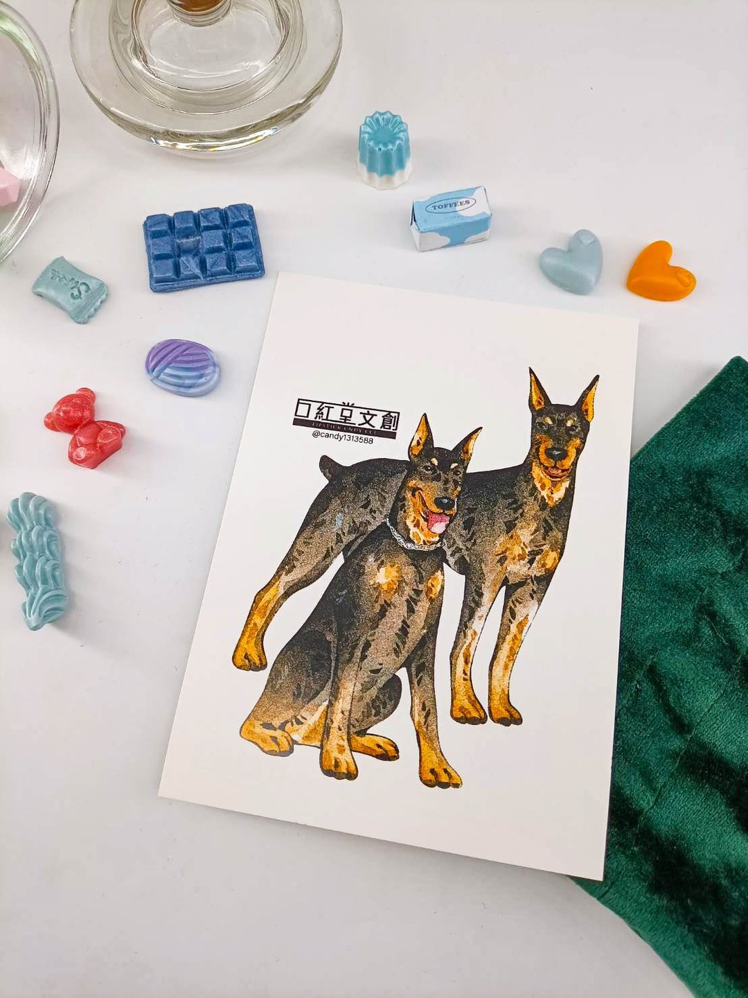 KR474_口紅堂明信片_杜賓犬8_candy1313588 postcard - 卡片/明信片 - 纸 多色