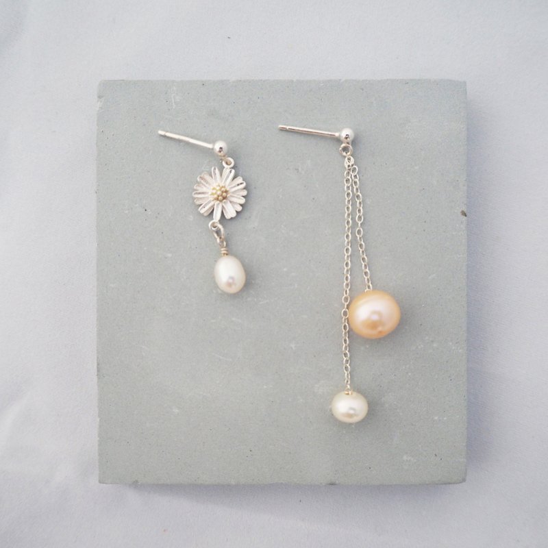 【Rachelle L.雏菊系列】小菊 淡水珍珠925纯银耳环无痛耳夹 - 耳环/耳夹 - 宝石 白色