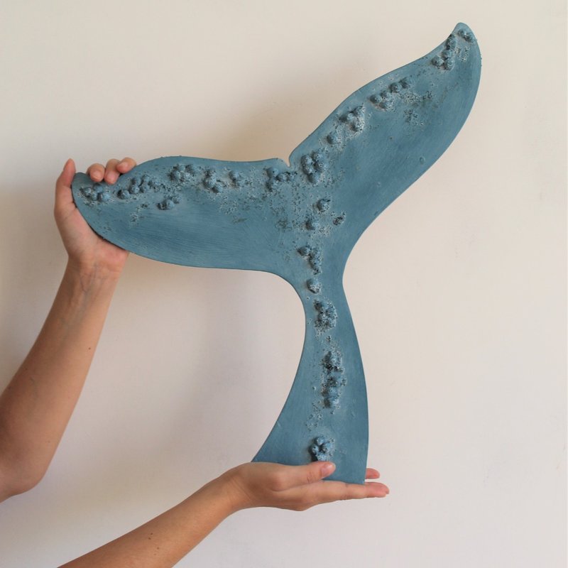 Blue Wooden whale tail - Whale wall art - Coastal gift idea - 墙贴/壁贴 - 木头 蓝色